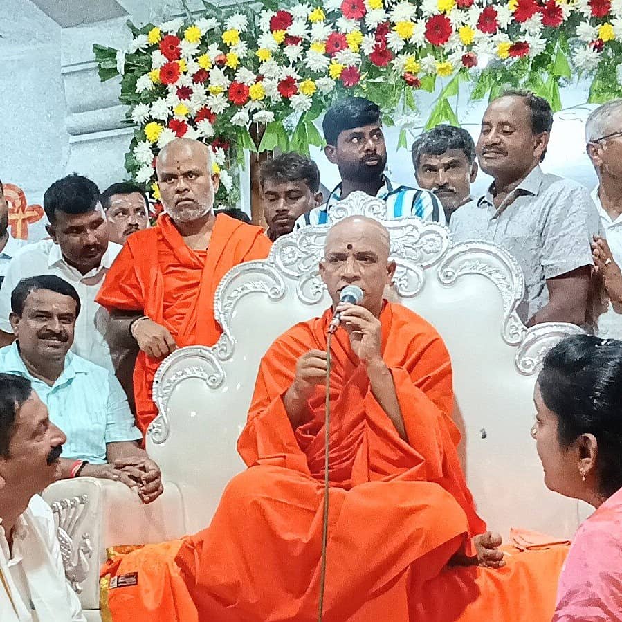 <div class="paragraphs"><p>ನಿರ್ಮಲಾನಂದನಾಥ ಸ್ವಾಮೀಜಿ</p></div>