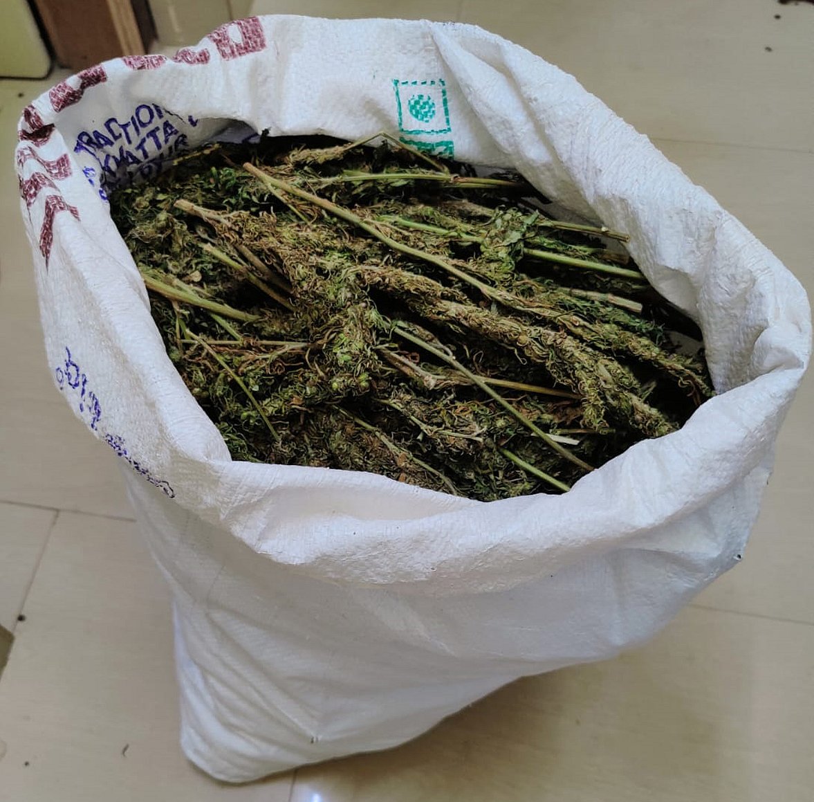 5 ಕೆ.ಜಿ ಗಾಂಜಾ ಜಪ್ತಿ: ಇಬ್ಬರ ಬಂಧನ