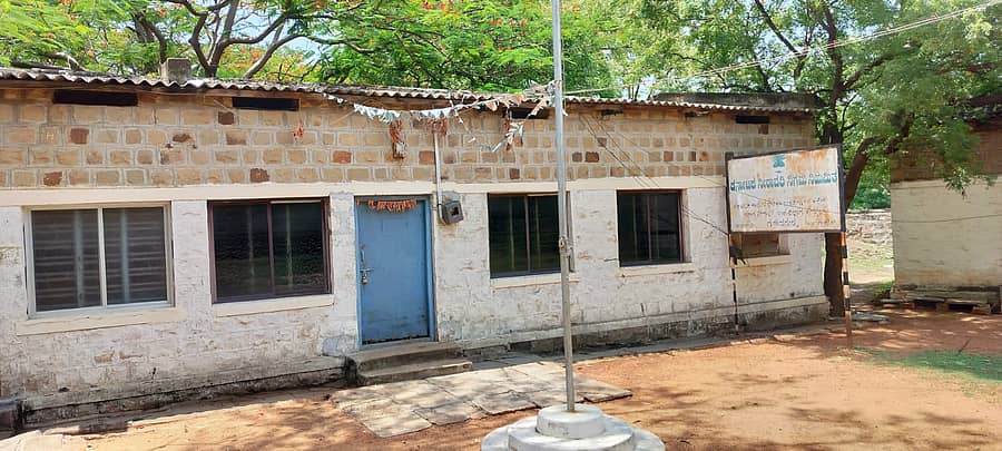 ಜಲ ಸಂಪನ್ಮೂಲ ಇಲಾಖೆಯ ಕಚೇರಿ ಕಟ್ಟಡದ ನೋಟ