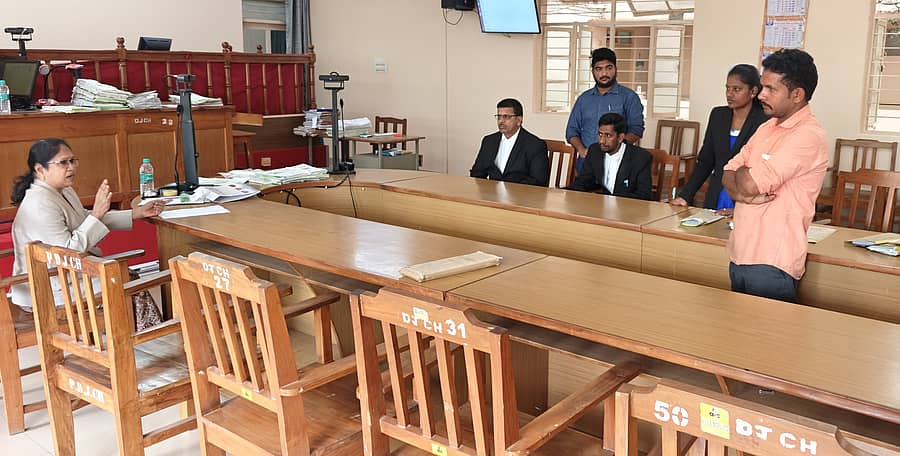 <div class="paragraphs"><p>ಸಾಂದರ್ಭಿಕ</p></div>