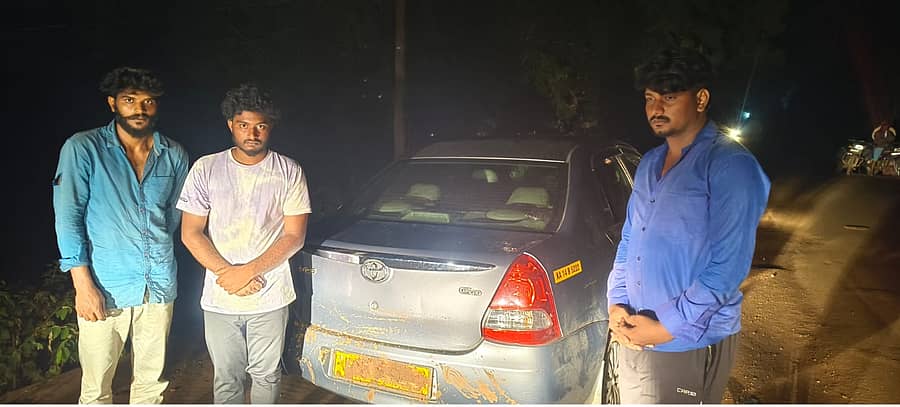 ಸಿರಿಗೆರೆ ಸಮೀಪ ದರೋಡೆಗೆ ಕಾದು ಕುಳಿತಿದ್ದ ಗ್ಯಾಂಗ್‌ನ ಸದಸ್ಯರು