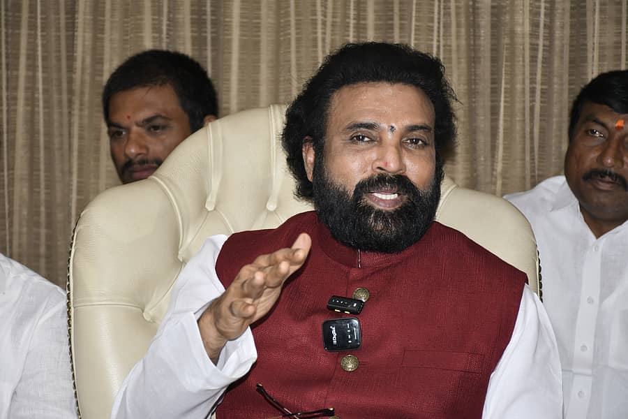 ಬಿ ಶ್ರೀರಾಮುಲು 