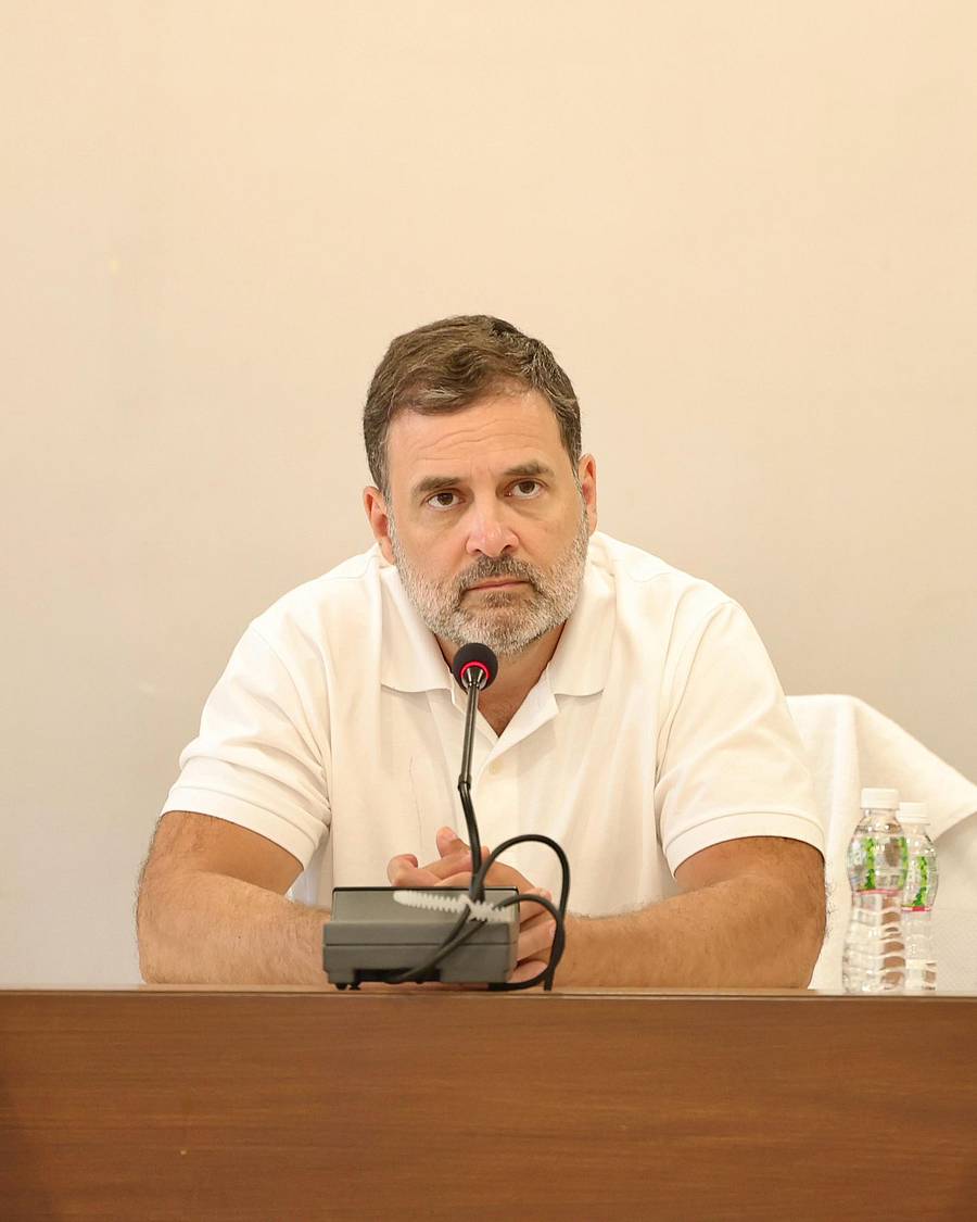 <div class="paragraphs"><p>ರಾಹುಲ್ ಗಾಂಧಿ</p></div>