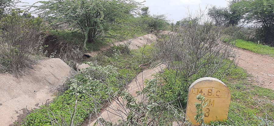 ಹೂವಿನಹಡಗಲಿ ತಾಲ್ಲೂಕಿನ ಮಾಗಳ ಮುಖ್ಯ ಕಾಲುವೆಯ ದುಸ್ಥಿತಿ