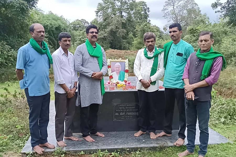 ಸಾಗರದಲ್ಲಿ ರೈತ ಸಂಘದ ವತಿಯಿಂದ ನರಗುಂದ ರೈತ ಹುತಾತ್ಮ ದಿನವನ್ನು ಸೋಮವಾರ ಆಚರಿಸಲಾಯಿತು