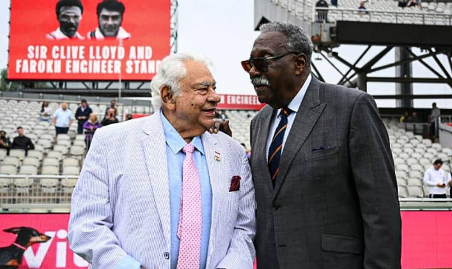 <div class="paragraphs"><p>ಓಲ್ಡ್ ಟ್ರಾಫರ್ಡ್ ಕ್ರೀಡಾಂಗಣದಲ್ಲಿ ಫಾರೂಕ್ ಇಂಜಿನಿಯರ್ ಮತ್ತು ಕ್ಲೈವ್ ಲಾಯ್ಡ್ </p></div>