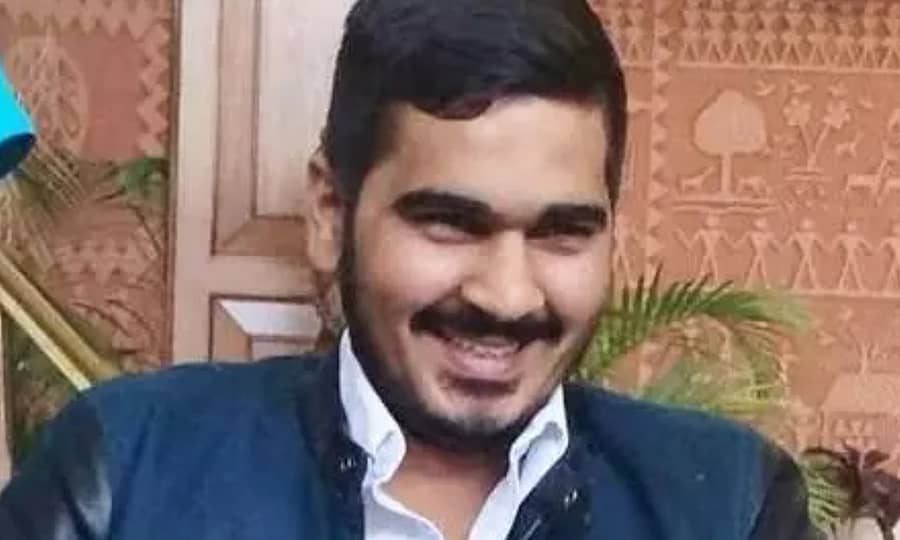 <div class="paragraphs"><p>ಕೃಪೆ:&nbsp;<a href="https://x.com/nitesh1572">@nitesh1572</a></p></div>