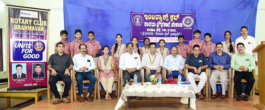 ಮಟಪಾಡಿಯ ಶ್ರೀನಿಕೇತನ ಪ್ರೌಢಶಾಲೆಯ ಇಂಟರ್‍ಯಾಕ್ಟ್‌ ಕ್ಲಬ್‌ನ ಪದಪ್ರದಾನ ಸಮಾರಂಭ ನಡೆಯಿತು