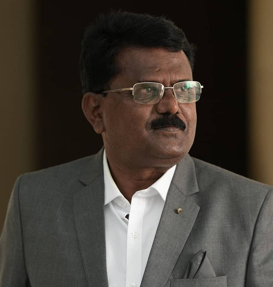ಪ್ರಕಾಶ ಖಾಡೆ