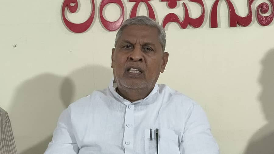 ಅಮರೇಗೌಡ ಬಯ್ಯಾಪುರ