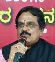 ನರೇಂದ್ರ ಕುಲಕರ್ಣಿ