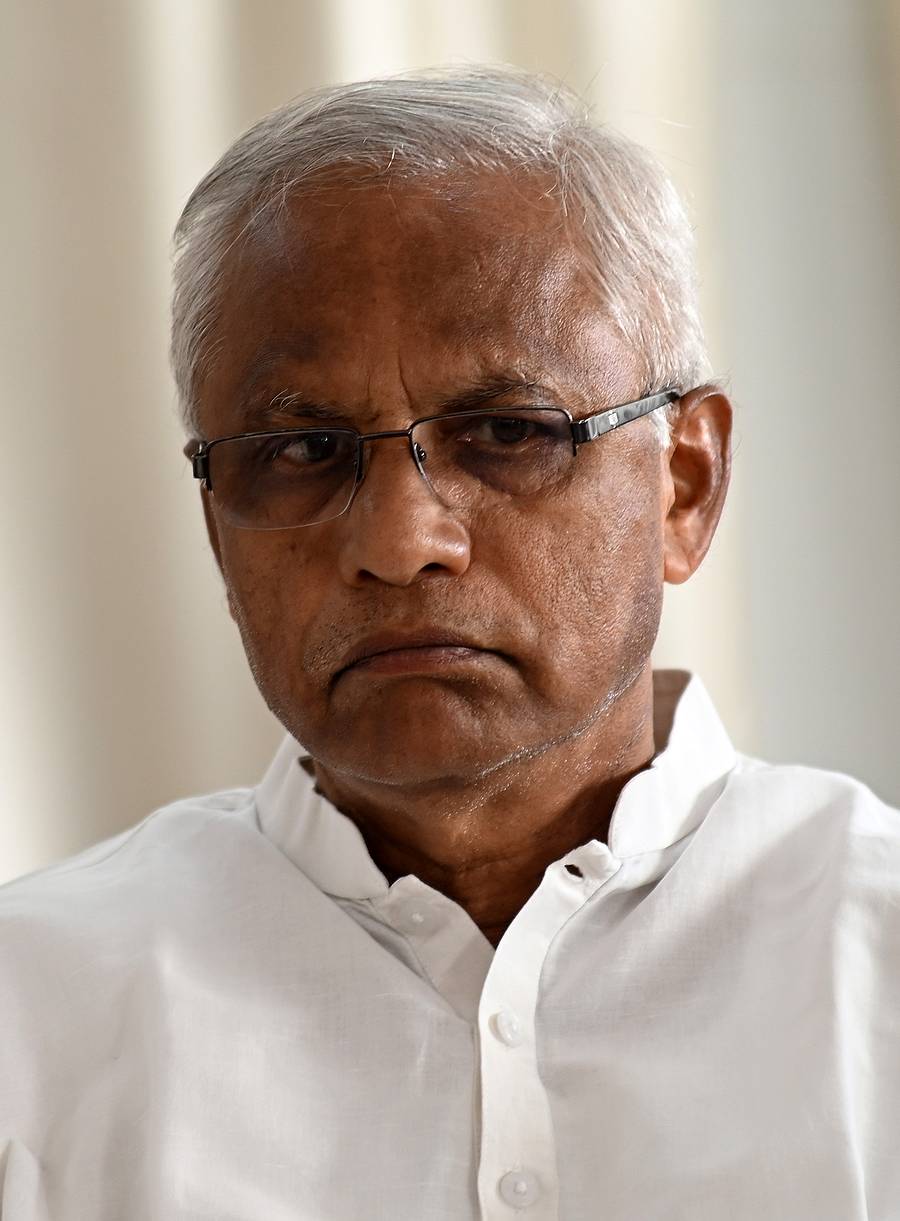 ಜೆ ಆರ್ ಲೋಬೊ

