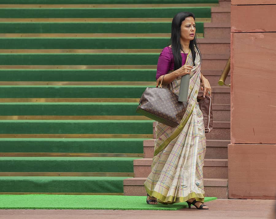 <div class="paragraphs"><p>ಮಹುವಾ ಮೊಯಿತ್ರಾ</p></div>