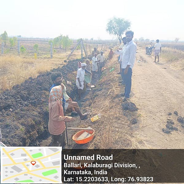 ‘ಮನರೇಗಾ’ ಯೋಜನೆಯಡಿ ಕೈಗೊಂಡಿರುವ ಕಾಮಗಾರಿ ಸ್ಥಳವೊಂದಕ್ಕೆ ಭೇಟಿ ನೀಡಿರುವ ಅಧಿಕಾರಿಯೊಬ್ಬರು ಆ್ಯಪ್‌ಗೆ ಅಪ್ಲೋಡ್‌ ಮಾಡಿರುವ ಜಿಪಿಎಸ್‌ ಸಹಿತ ಚಿತ್ರ 