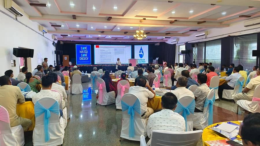 ಬಾಗಲಕೋಟೆಯಲ್ಲಿ ಗ್ರಾಮ ಪಂಚಾಯಿತಿ ಜನಪ್ರತಿನಿಧಿಗಳು ಹಾಗೂ ಅಧಿಕಾರಿಗಳಿಗೆ ದಿನದ 24 ಗಂಟೆ ನೀರು ಸರಬರಾಜು ಮಾಡಲು ಬೇಕಾದ ಸಿದ್ಧತೆ ಬಗ್ಗೆ ಕಾರ್ಯಾಗಾರ ನಡೆಸಲಾಯಿತು