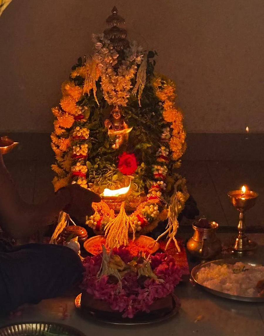 ಬಂಟ್ವಾಳ ತಾಲ್ಲೂಕಿನ ಕಾಡಬೆಟ್ಟು ಗ್ರಾಮದ ಪಿಲಿಂಗಾಲು ಶ್ರೀಗಾಯತ್ರಿ ದೇವಿ ದೇವಸ್ಥಾನದಲ್ಲಿ ಶ್ರೀಗುರು ರಾಘವೇಂದ್ರ ಸ್ವಾಮಿಗಳ 354ನೇ ಆರಾಧನಾ ಮಹೋತ್ಸವ ಸೋಮವಾರ ನಡೆಯಿತು