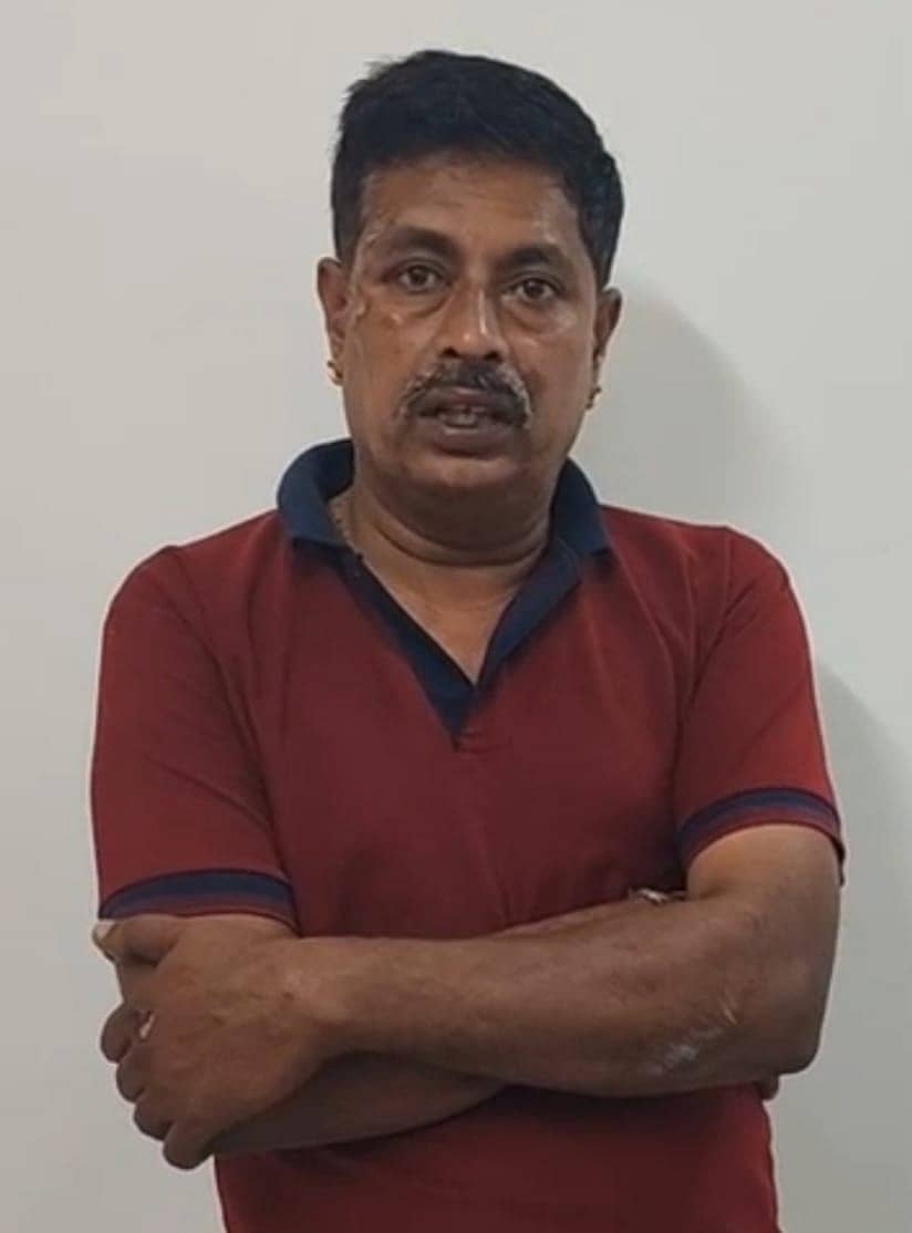 <div class="paragraphs"><p>ಆನೆ ಮುಂದೆ ಸೆಲ್ಫಿ ತೆಗೆದುಕೊಳ್ಳಲು ಹೋಗಿ ದಾಳಿಗೆ ಸಿಲುಕಿದ್ದ ಬಸವರಾಜ್</p></div>