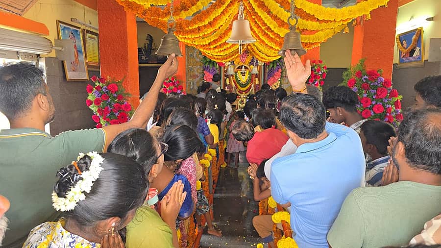 ಚಿಂತಾಮಣಿ ವರದಾದ್ರಿ ಬೆಟ್ಟದ ವರದಾಂಜನೇಯಗೆ ಮಾಡಿದ್ದ ಅಲಂಕಾರ