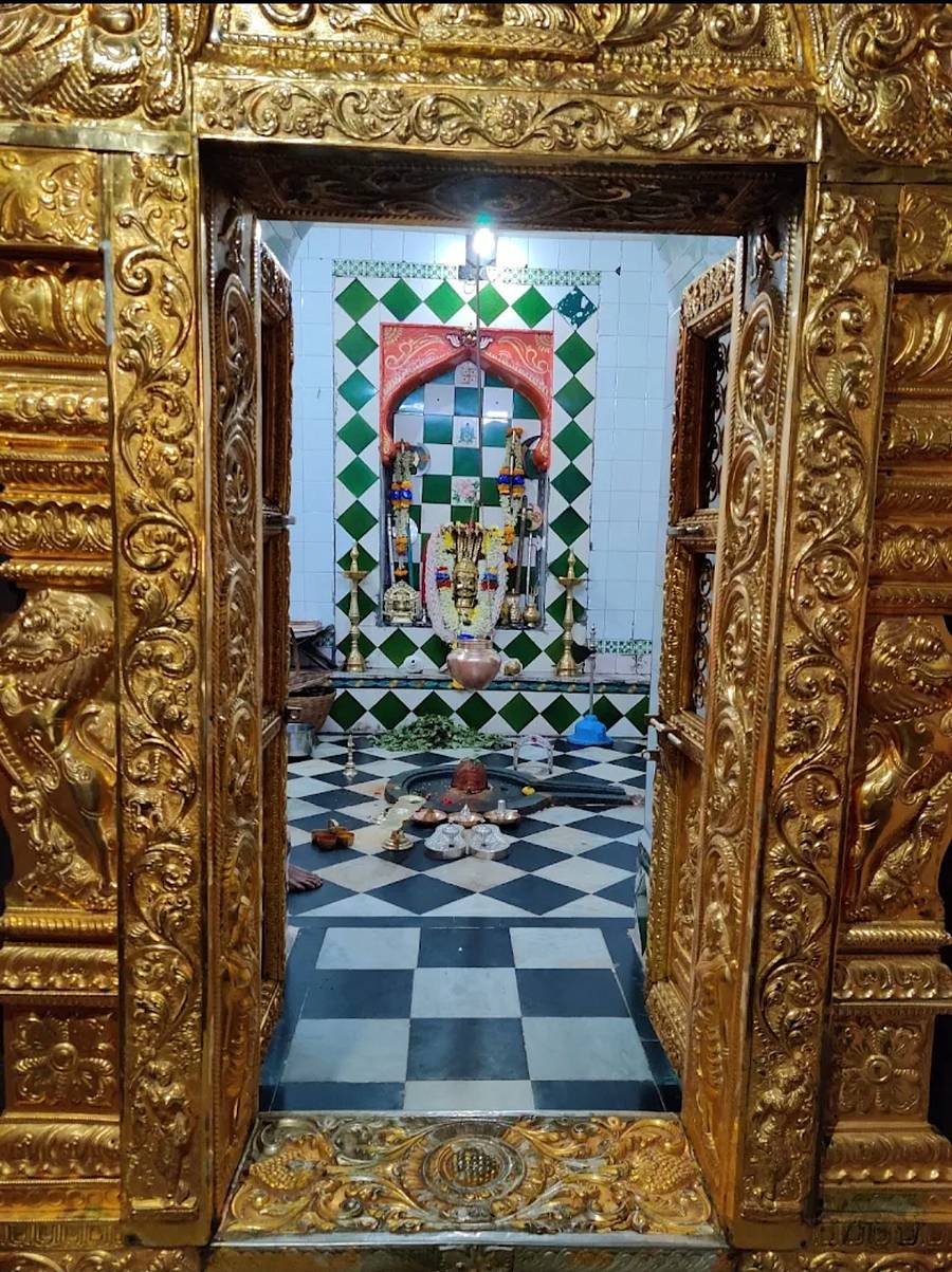ಮೌನೇಶ್ವರರ ಗರ್ಭಗುಡಿ