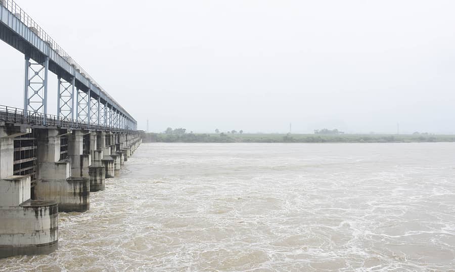 ಯಾದಗಿರಿಯ ಬ್ರಿಡ್ಜ್‌ ಕಂ ಬ್ಯಾರೇಜ್‌ನ ಭೀಮಾ ನದಿ ನೋಟ