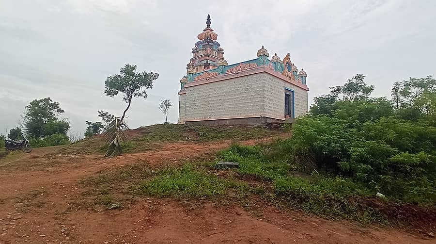 ರಾಣೆಬೆನ್ನೂರು ತಾಲ್ಲೂಕಿನ ಬೆಟ್ಟದ ಮಲ್ಲಿಕಾರ್ಜುನ ಗುಡ್ಡದ ರಮಣೀಯ ನೋಟದ ದೃಶ್ಯಗಳು