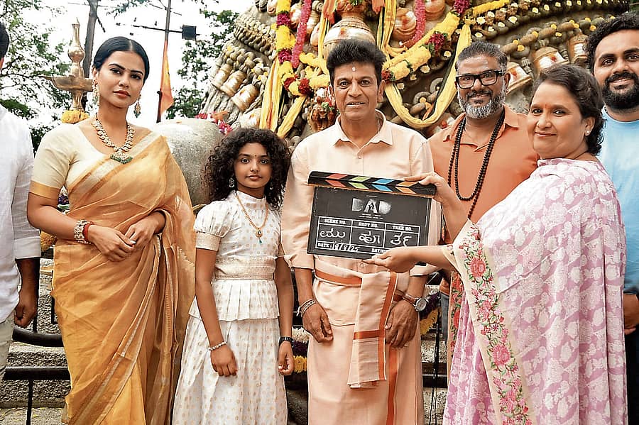 ಚಿತ್ರೀಕರಣಕ್ಕೆ ಚಾಲನೆ ನೀಡಿದ ಗೀತಾ ಶಿವರಾಜ್‌ಕುಮಾರ್‌ 