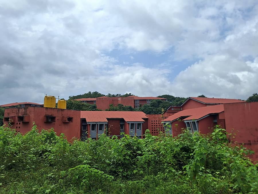 ಕಡಬ ತಾಲ್ಲೂಕಿನ ಕೊಯಿಲದಲ್ಲಿ ನಿರ್ಮಾಣವಾಗಿರುವ ‘ಪುತ್ತೂರು ಪಶು ವೈದ್ಯಕೀಯ ಕಾಲೇಜು’  ಕಟ್ಟಡಗಳು