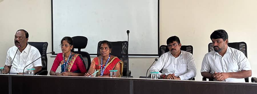 ಕಾಪು ಪುರಸಭೆಯ ಸಾಮಾನ್ಯ ಸಭೆಯಲ್ಲಿ ಶಾಸಕ ಗುರ್ಮೆ ಸುರೇಶ್ ಶೆಟ್ಟಿ ಮಾತನಾಡಿದರು