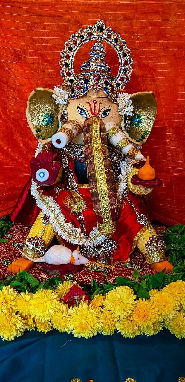 <div class="paragraphs"><p>ಶಕ್ತಿನಗರದ ಸಾನಿಧ್ಯ ವಸತಿಯುತ ಶಾಲೆಯ  ವಿಶೇಷ ಮಕ್ಕಳು ಹಣ್ಣು ತರಕಾರಿಯಿಂದ ರಚಿಸಿದ ಗಣೇಶ</p></div>