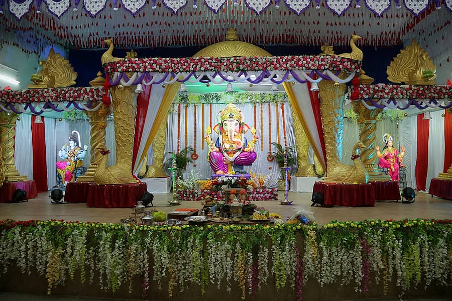 ಹೊಸದುರ್ಗದ ಗಣೇಶ ಸದನದಲ್ಲಿ ಪ್ರತಿಷ್ಠಾಪಿಸಿರುವ ಗಣೇಶ ಮೂರ್ತಿ