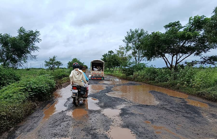 ಬಾಗಲಕೋಟೆ ತೆಗ್ಗಿ ರಸ್ತೆಯ ದುಃಸ್ಥಿತಿ