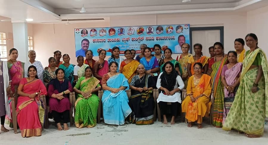 ಮಹಿಳಾ ಕಾಂಗ್ರೆಸ್ ಕಾರವಾರ ಘಟಕದ ನೂತನ ಪದಾಧಿಕಾರಿಗಳು
