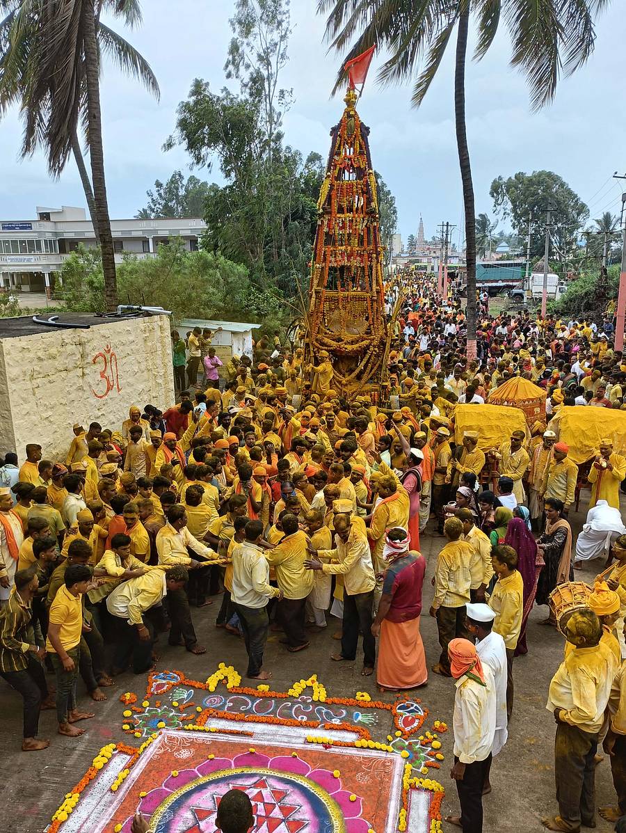ಮೂಡಲಗಿ ತಾಲ್ಲೂಕಿನ ತುಕ್ಕಾನಟ್ಟಿಯ ಲಕ್ಷ್ಮೀದೇವಿಯ ರಥೋತ್ಸವ ಸೋಮವಾರ ನಡೆಯಿತು