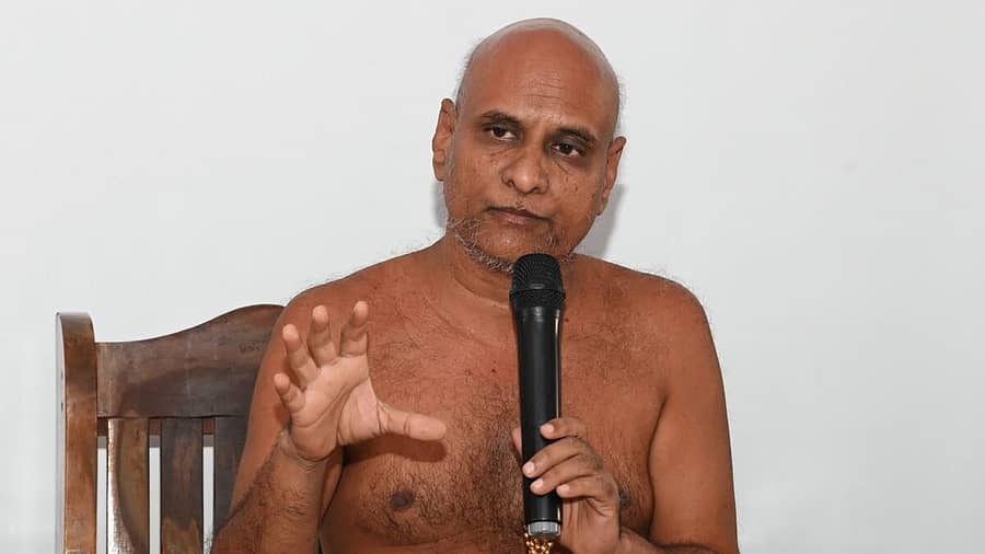 <div class="paragraphs"><p>ಗುಣಧರನಂದಿ ಮಹಾರಾಜರು</p></div>