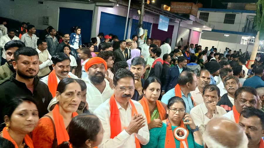 ರಿಪ್ಪನ್ ಪೇಟೆ ಹಿಂದೂ ರಾಷ್ಟ್ರಸಂ ಗಣಪತಿ ವಿಸರ್ಜನೆಯಲ್ಲಿ ಮಾಜಿ ಸಚಿವ ಎಚ್. ಹಾಲಪ್ಪ ಹರತಾಳು ಭಾಗಿಯಾಗಿದ್ದರು .