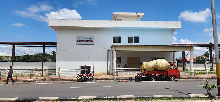 ಕೆಜಿಎಫ್‌ ರಾಬರ್ಟಸನ್ ಪೇಟೆಯಲ್ಲಿರುವ  ಹೋಂಡಾ ಕಂಪನಿ ಪ್ರಾಯೋಜಿತ ಕ್ರೀಡಾಂಗಣ