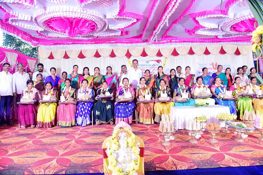 ಗರ್ಭಿಣಿಯರಿಗೆ ಸೀಮಂತ ಕಾರ್ಯಕ್ರಮ ನಡೆಯಿತು