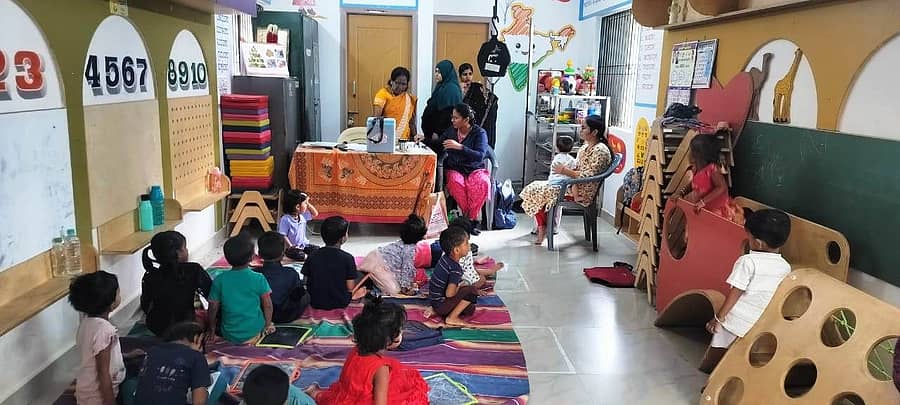 ದೇವನಹಳ್ಳಿ ಪಟ್ಟಣದ ಚಲಪತಿ ಬೀದಿಯಲ್ಲಿರುವ ಅಂಗನವಾಡಿ ಕೇಂದ್ರ