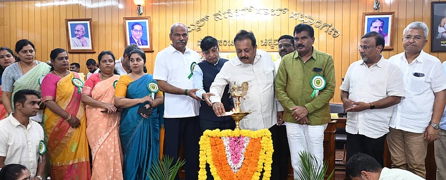 ಚಿಕ್ಕಮಗಳೂರಿನಲ್ಲಿ ಬುಧವಾರ ನಡೆದ ಪಿಎಂಎಫ್ಎಂಇ ಅರಿವು ಕಾರ್ಯಾಗಾರವನ್ನು ಸಚಿವ ಎನ್.ಚಲುವರಾಯಸ್ವಾಮಿ ಉದ್ಘಾಟಿಸಿದರು