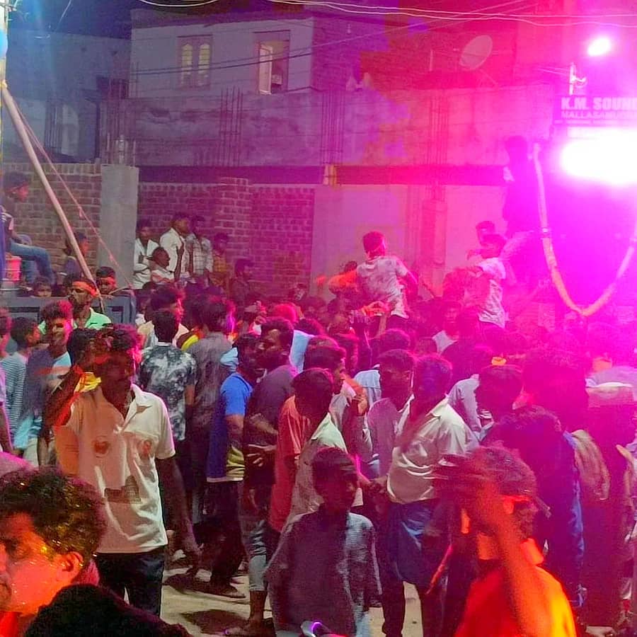 <div class="paragraphs"><p>ಡಿ.ಜೆ</p></div>