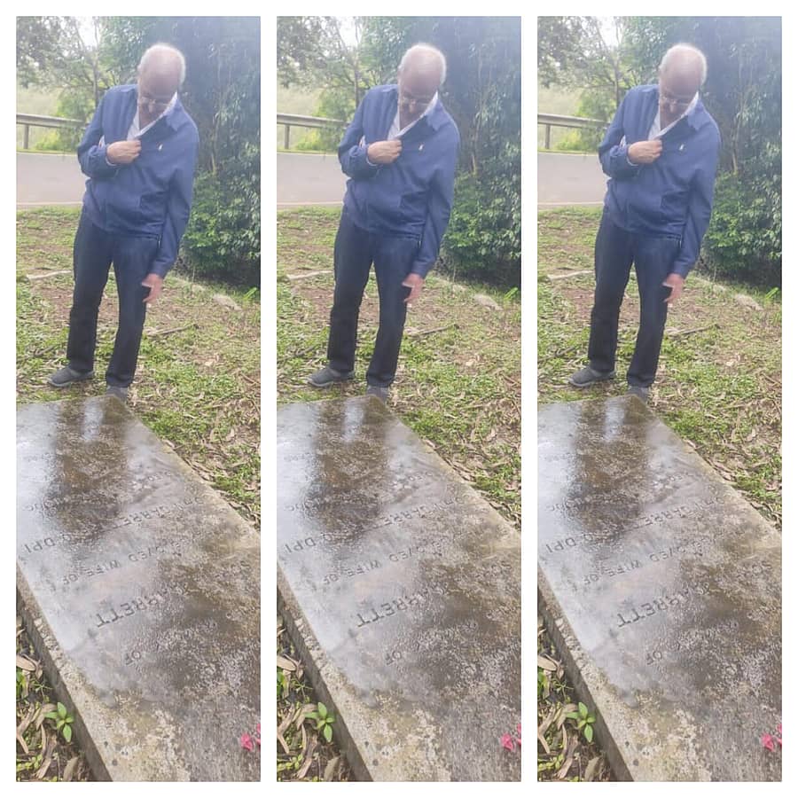 <div class="paragraphs"><p>ಸೋಫಿಯಾ ಗ್ಯಾರೆಟ್ ಅವರ ಸಮಾಧಿ ಮೇಲಿನ ಬರಹ ಓದುತ್ತಿರುವ ಅವರ ಸಂಬಂಧಿ</p></div>