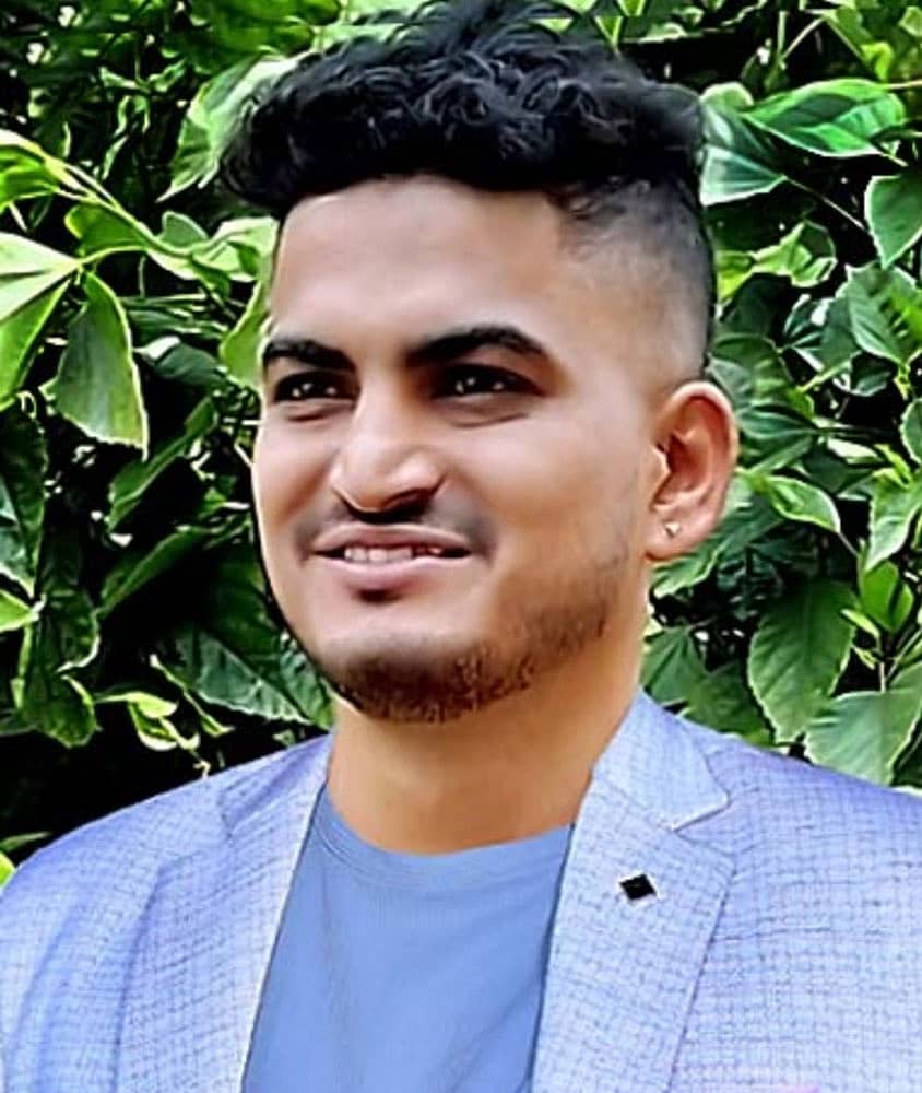 ಬಿ. ಆದರ್ಶ