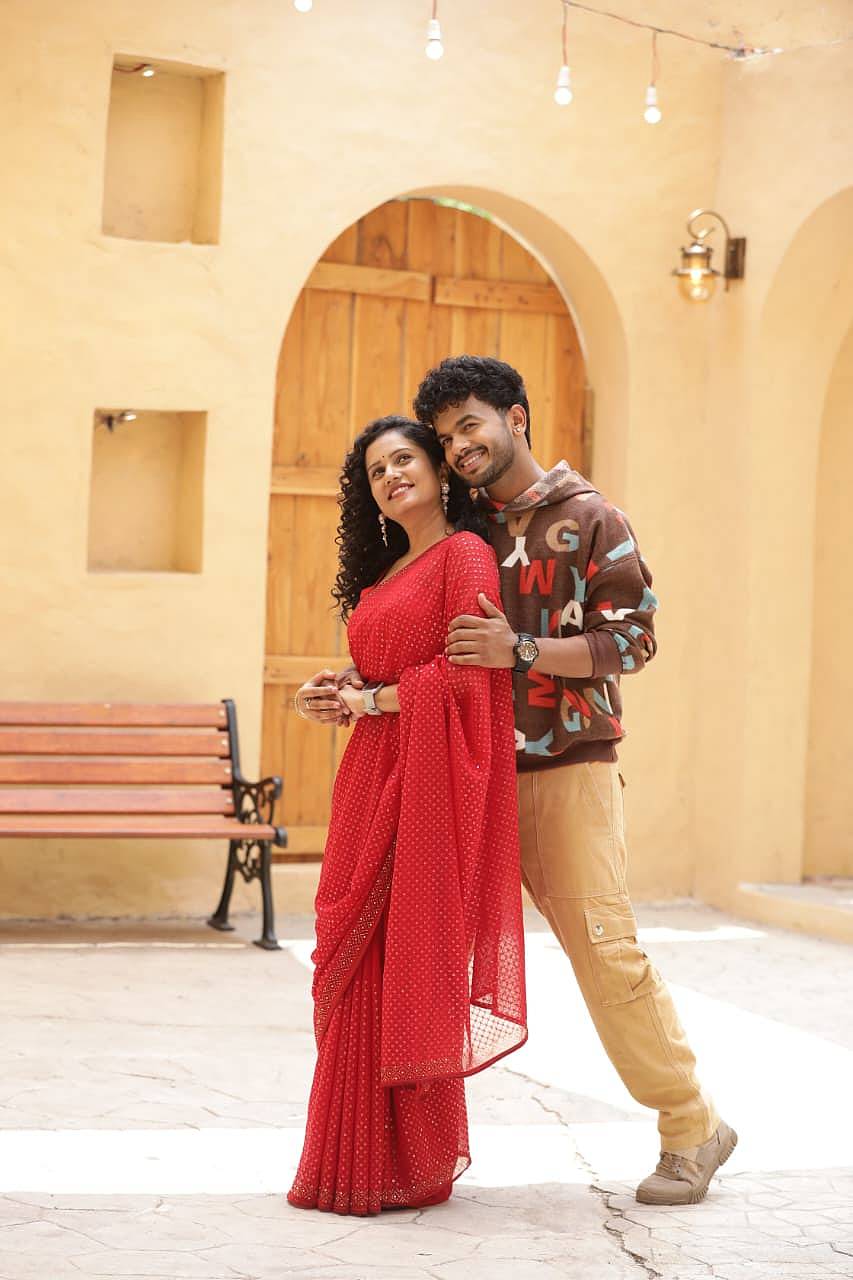  ರೇಷ್ಮಾ, ಸಿದ್ದು 