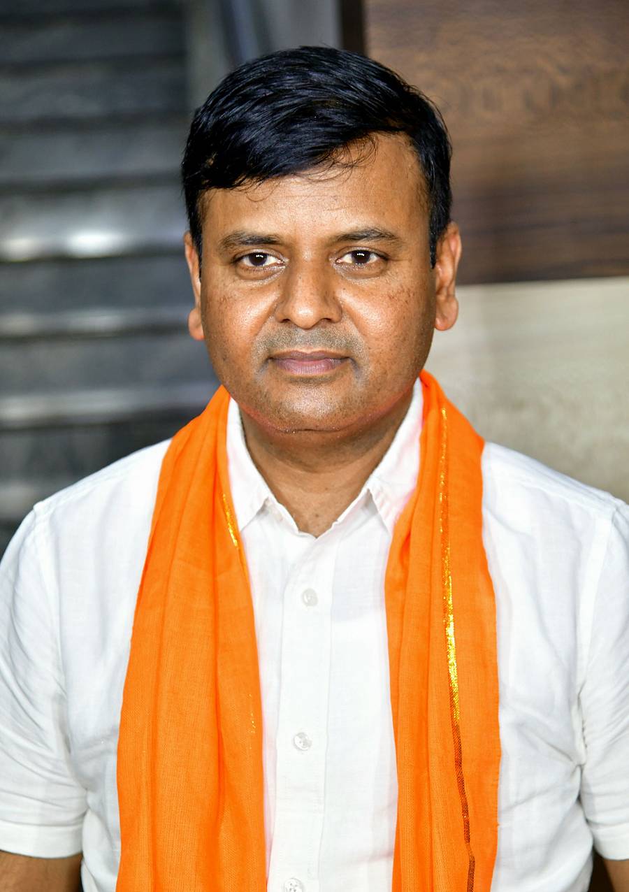 ಡಾ. ಬಸವರಾಜ ಕ್ಯಾವಟರ್