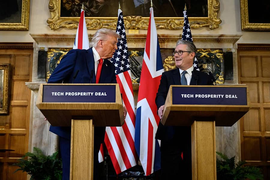 <div class="paragraphs"><p>ಡೊನಾಲ್ಡ್ ಟ್ರಂಪ್,&nbsp;ಕಿಯರ್‌ ಸ್ಟಾರ್ಮರ್‌</p></div>