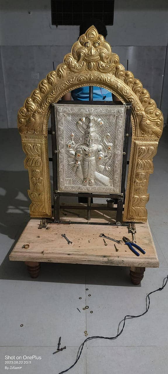 ಬೆಳ್ಳಿ ಶನಿ ದೇವರ ವಿಗ್ರಹ