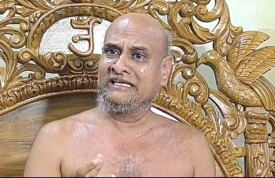 <div class="paragraphs"><p>ಗುಣಧರನಂದಿ ಮಹಾರಾಜ</p></div>