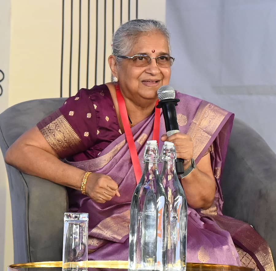 ಸುಧಾ ಮೂರ್ತಿ  