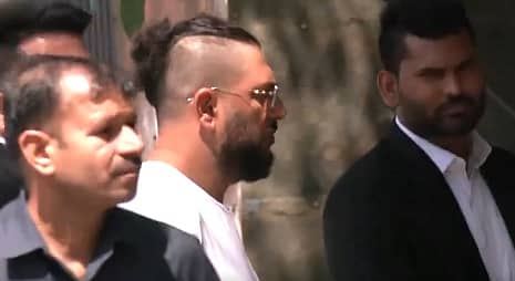 <div class="paragraphs"><p>ಯುವರಾಜ್ ಸಿಂಗ್</p></div>