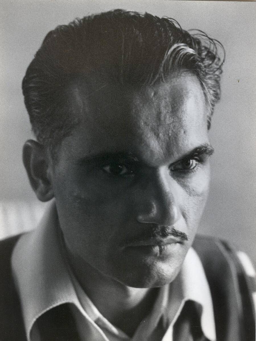 <div class="paragraphs"><p>ಯೌವನದ ದಿನಗಳಲ್ಲಿ ಎಸ್.ಎಲ್.ಭೈರಪ್ಪ</p></div>